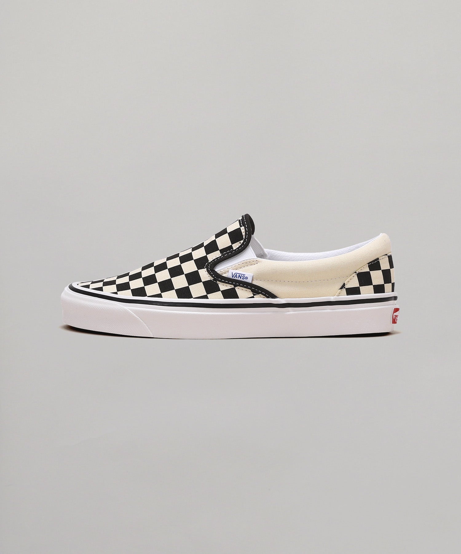 Classic checkerboard slip outlet on vans