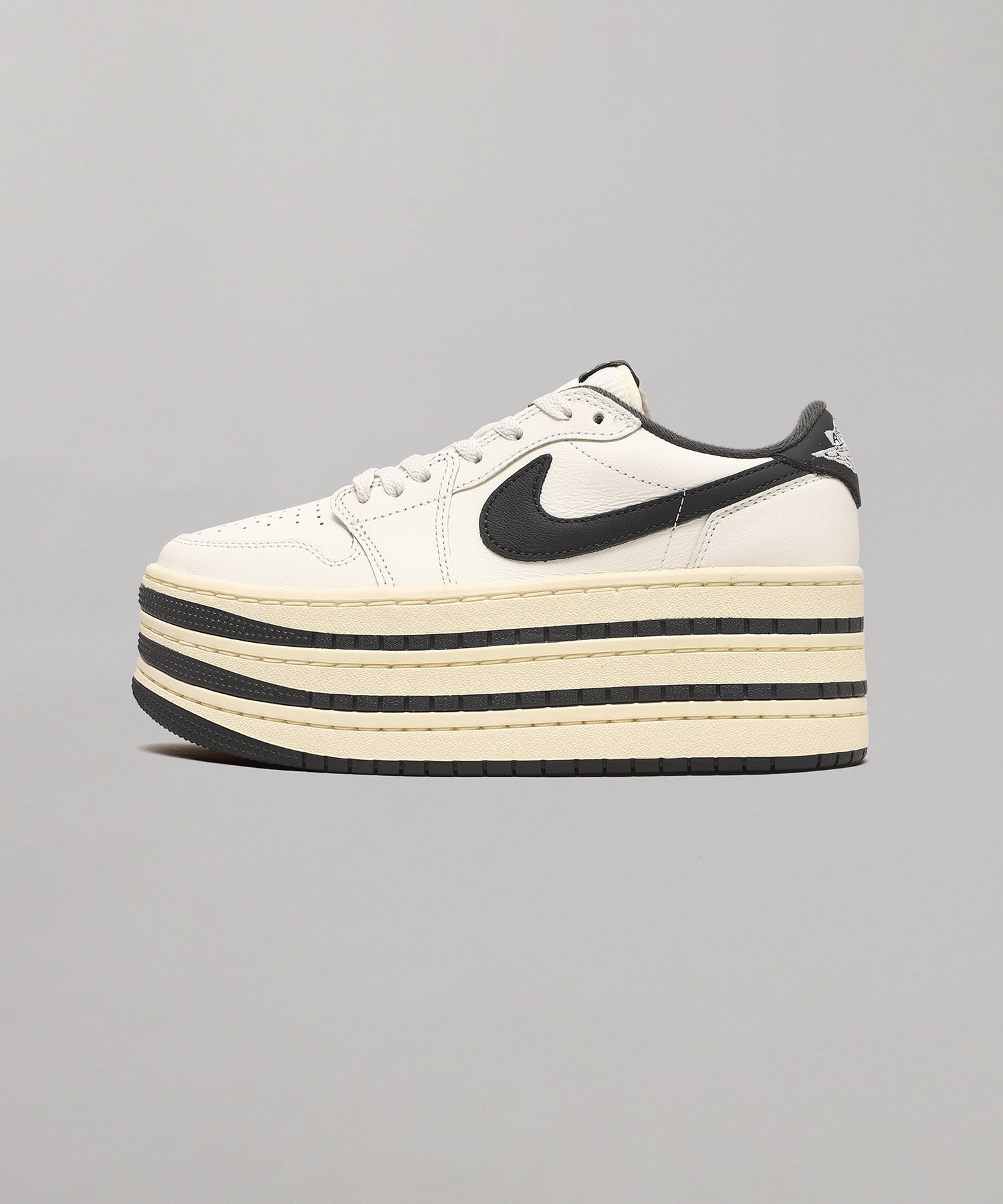 Wmns Air Jordan 1 Triple Stack｜ジョーダン(JORDAN)｜Forget-me-nots