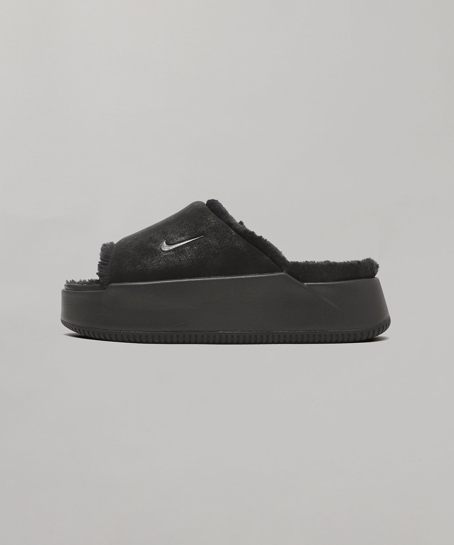 ナイキ(NIKE)｜Nike Wmns Calm Elevation Fur｜Forget-me-nots