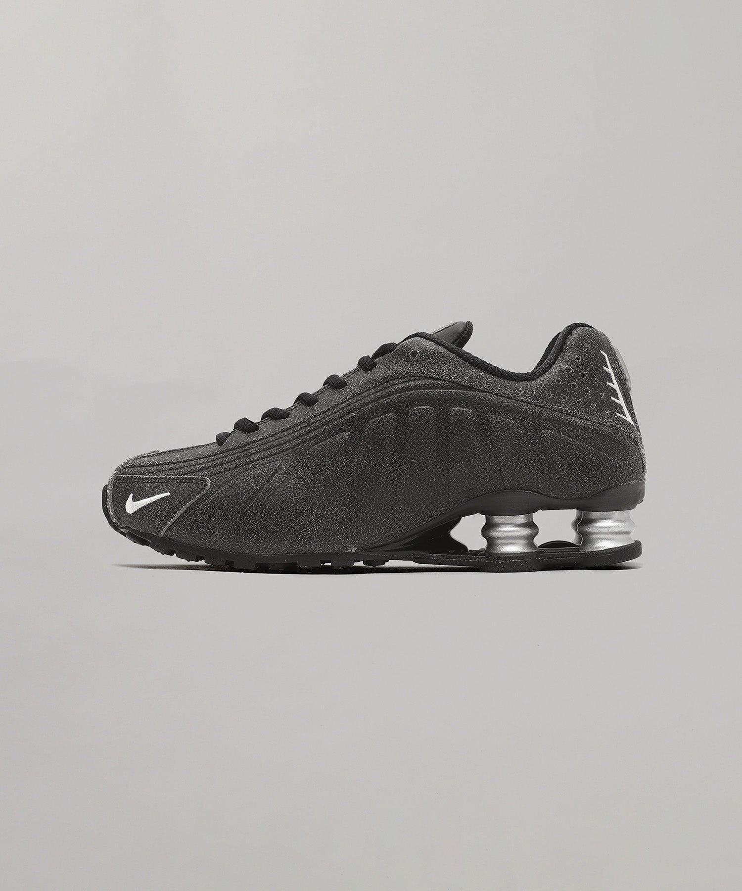 Nike Shox ブラック R4 着用回数10回以下 Nike Shox R4 Qs｜ナイキ(NIKE)｜Forget-me-nots Online Store
