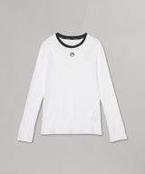 カラー:White