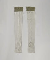 カラー:Khaki