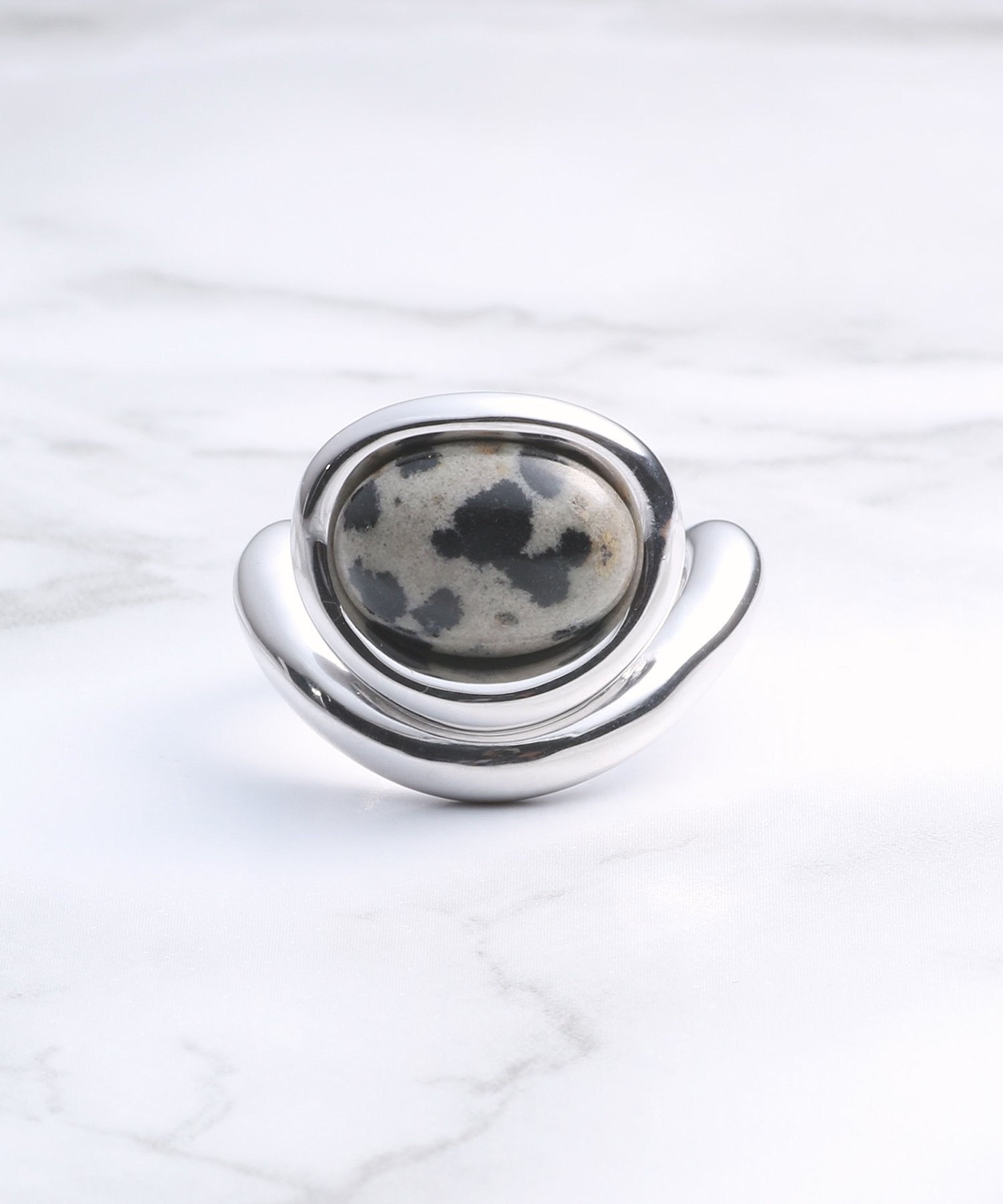 シャルロットシェネ(Charlotte Chesnais)｜Bague Neo Turtle Small