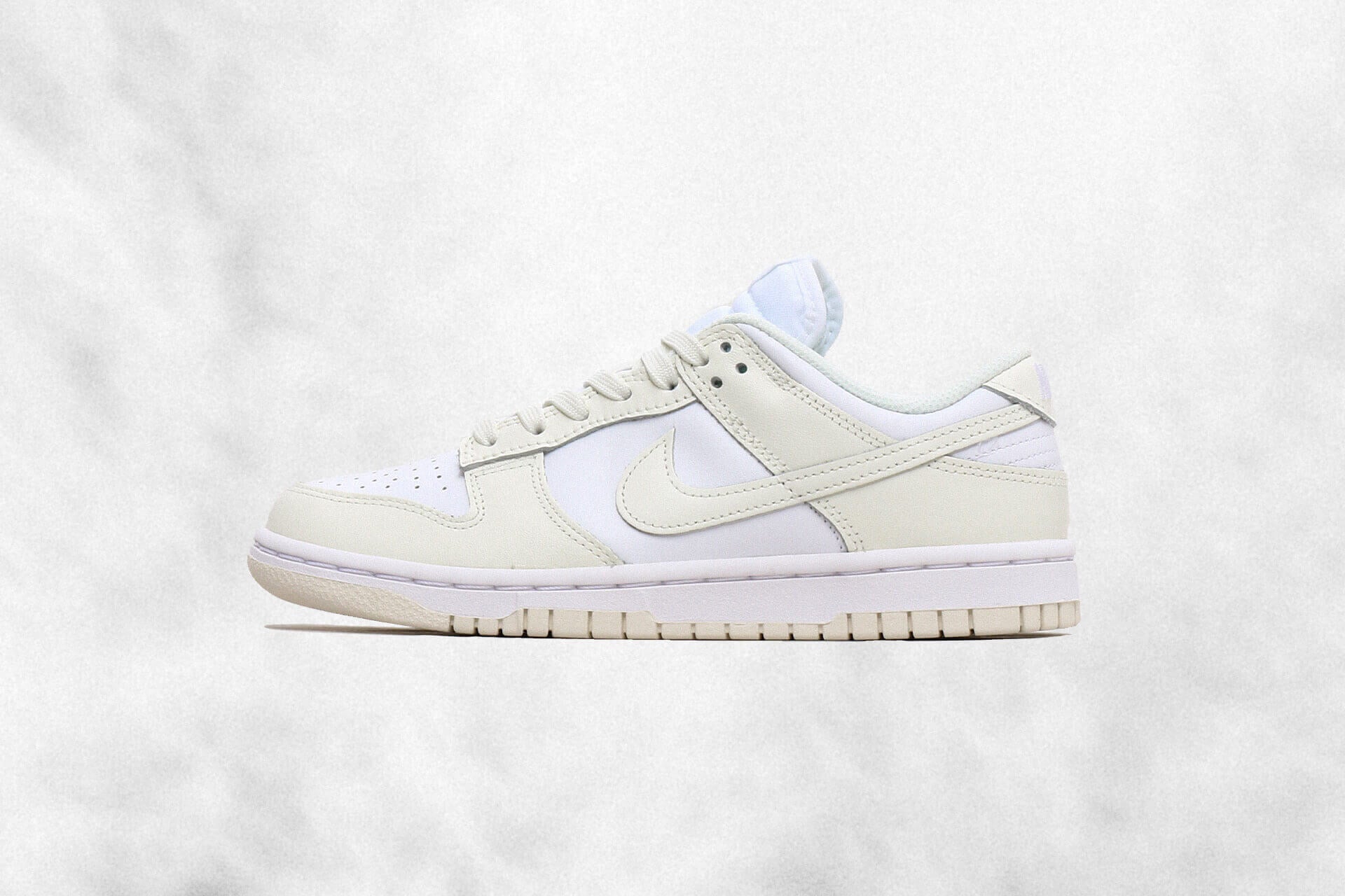 10/25(火)抽選販売のお知らせ<br>NIKE Wmns Dunk Low(DD1503-121)