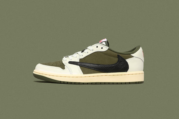 10/1(火)抽選販売のお知らせ<br>Travis Scott × Air Jordan 1 Low OG SP :: DM7866-200