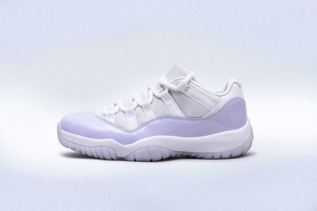 ★NIKE★送関込★爽やかなラベンダーカラーで注目の逸足★ Bleacher Report Kicks | @titan_22 の次のナイキとの