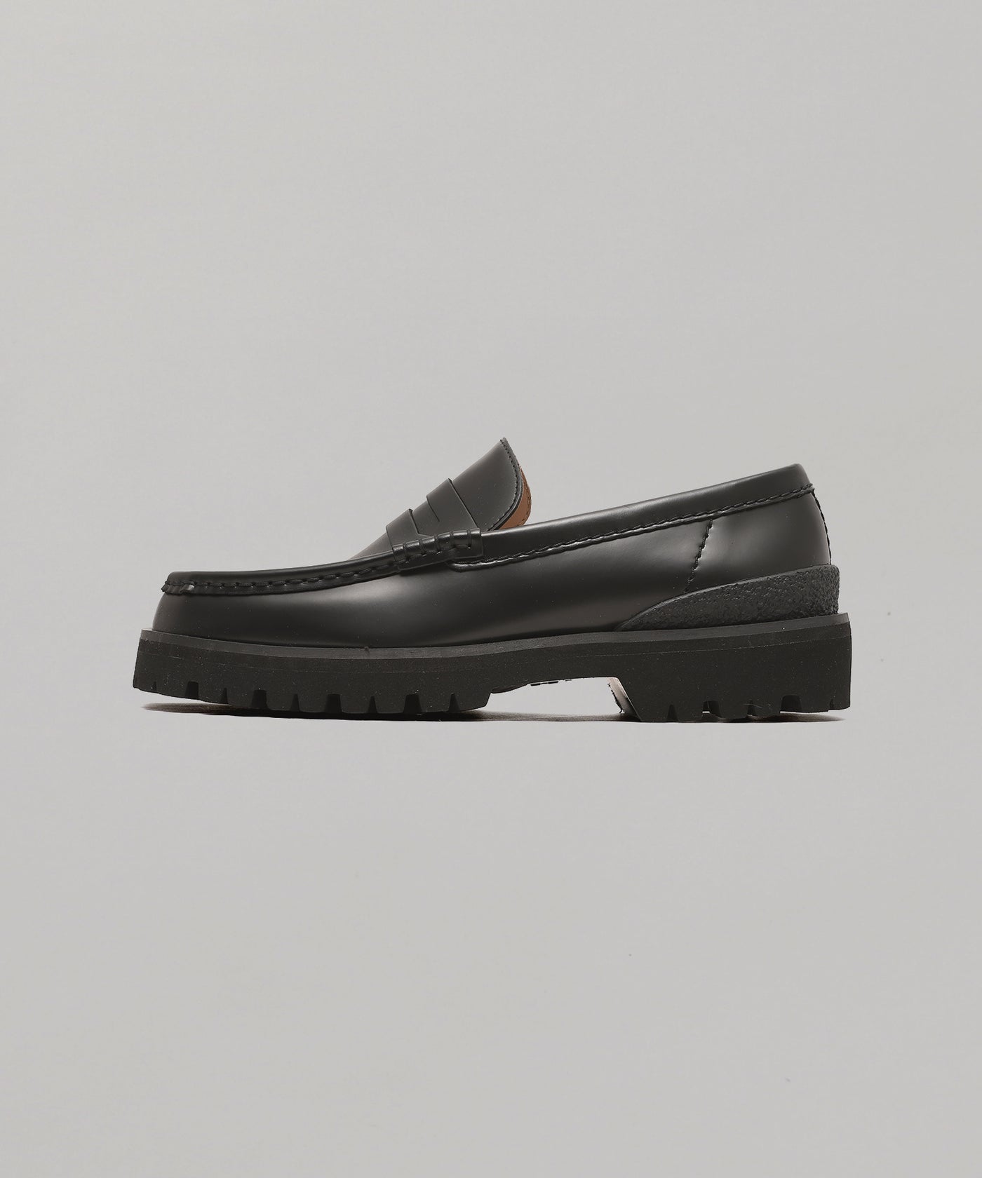 Yukoner Penny Black Leather｜クラークス(Clarks)｜Forget-me-nots