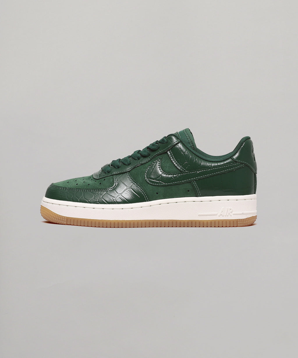 Nike Wmns Air Force 1 07 Lx