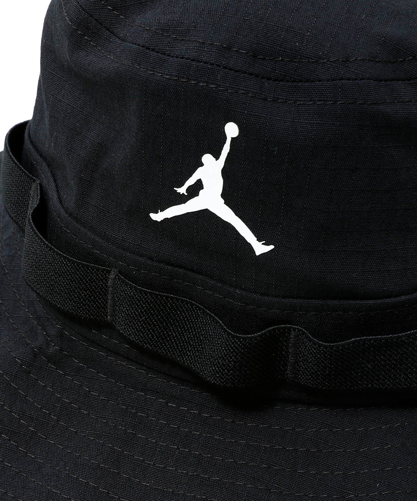 Marchen ♥ Drop strap bucket hat /追跡付 Designer fashion, Seoul-fully created | W Concept