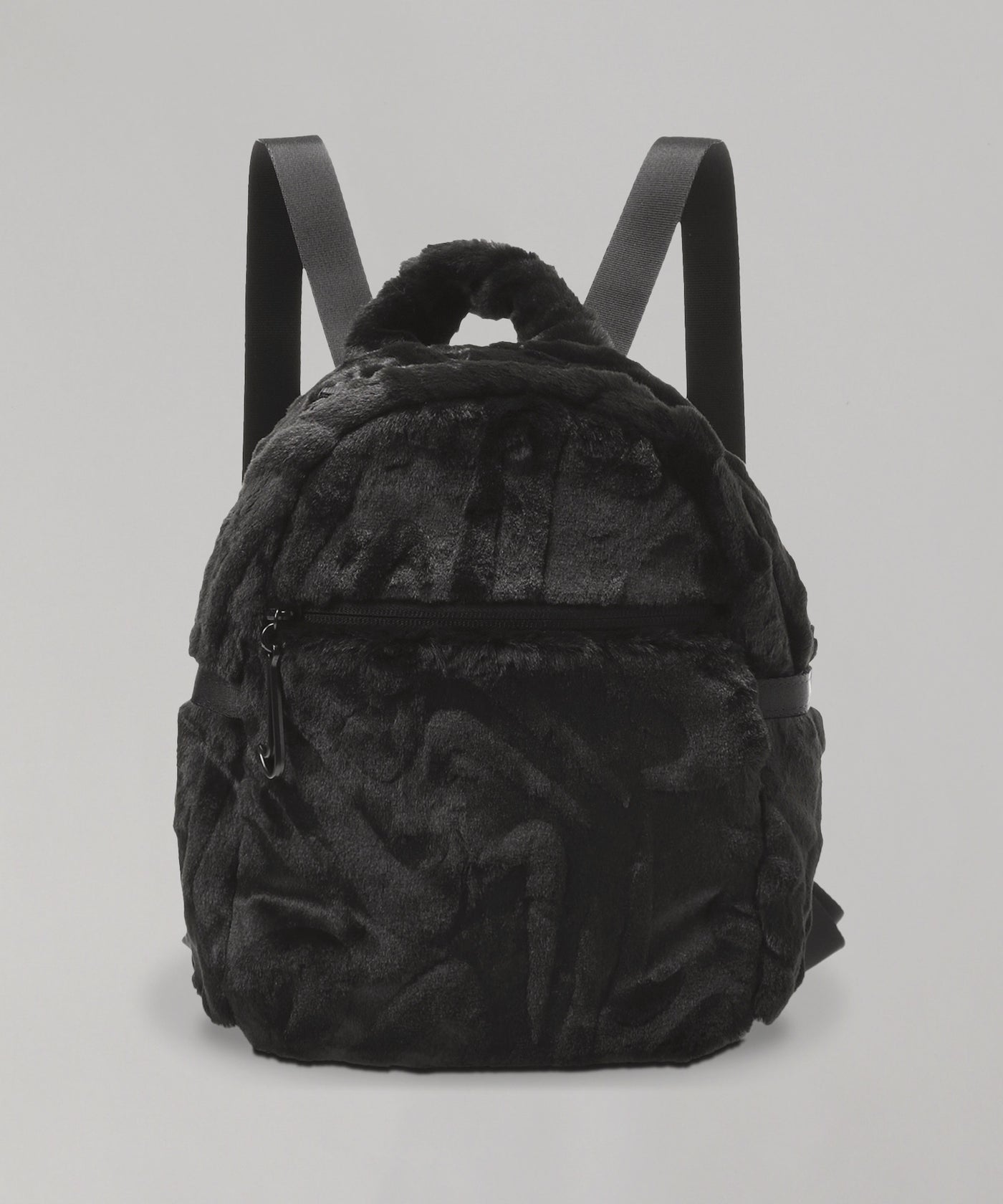 ★NIKE★NSW FUTURA FAUX FUR ミニバックパック★追跡可 Nike Sportswear Futura Faux Fur Mini Backpack (6L). Nike ID