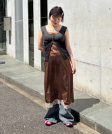 モデル身長：153cm / カラー：Brown / サイズ：F