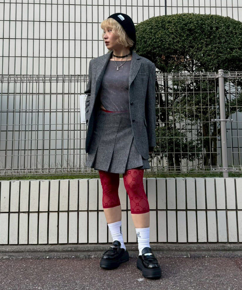 モデル身長：157cm / カラー：CharcoalGrey / サイズ：M