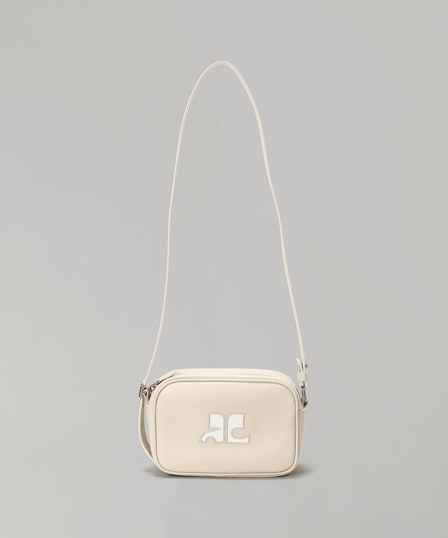 クレージュ(courrèges)｜Reedition Camera Bag - 242252414011｜スニーカー・ファッションの ...