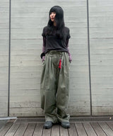 モデル身長：160cm / カラー：CharcoalGrey / サイズ：F