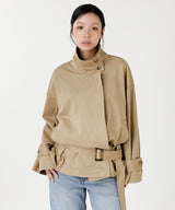 モデル身長：165cm / カラー：Beige / サイズ：F