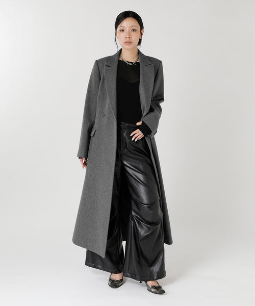 モデル身長：165cm / カラー：Charcoal Grey / サイズ：F