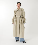 モデル身長：165cm / カラー：Beige / サイズ：36