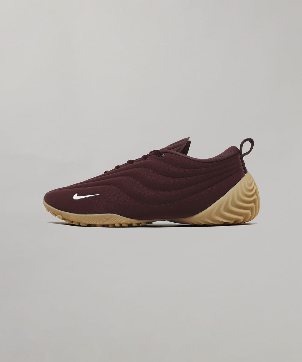 NIKEFREAK ラスタカラー★メッシュ★ セットアップ★XL·L新品ナイキ NIKE（ナイキ） | PLUSONE