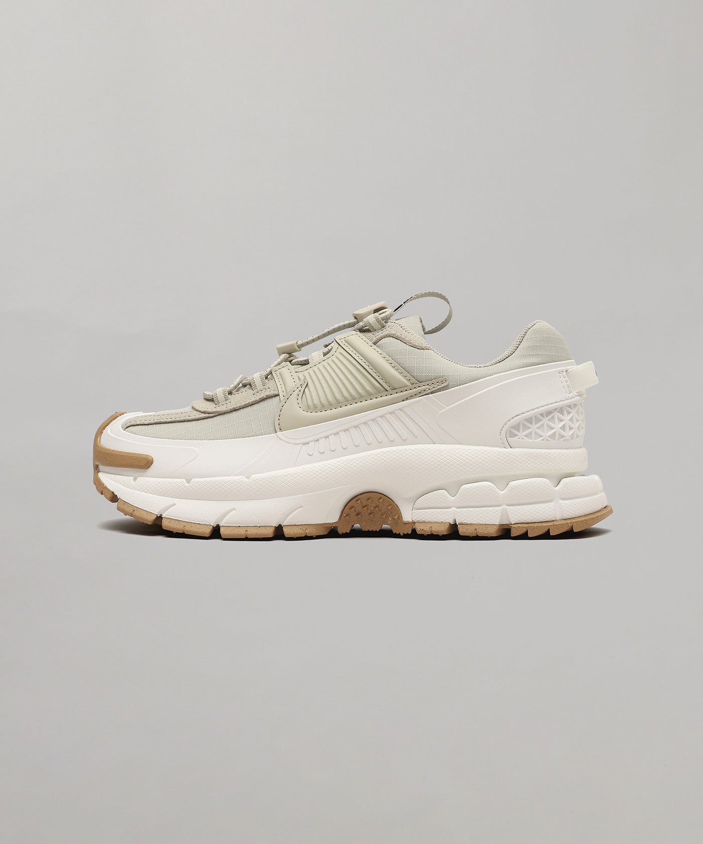 Nike Wmns Zoom Vomero Roam｜ナイキ(NIKE)｜Forget-me-nots Online Store