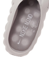 Nike Mind 001