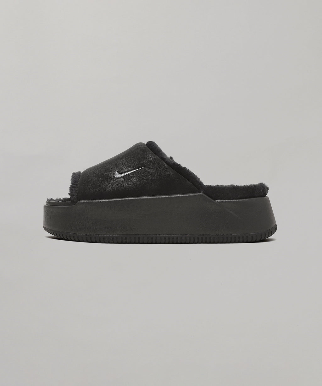 ナイキ(NIKE)｜Nike Wmns Calm Elevation Fur｜Forget-me-nots