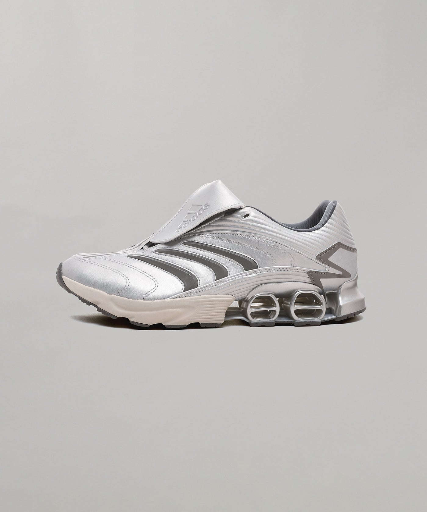 Adidas Predator Megaride｜アディダス(adidas)｜Forget-me-nots