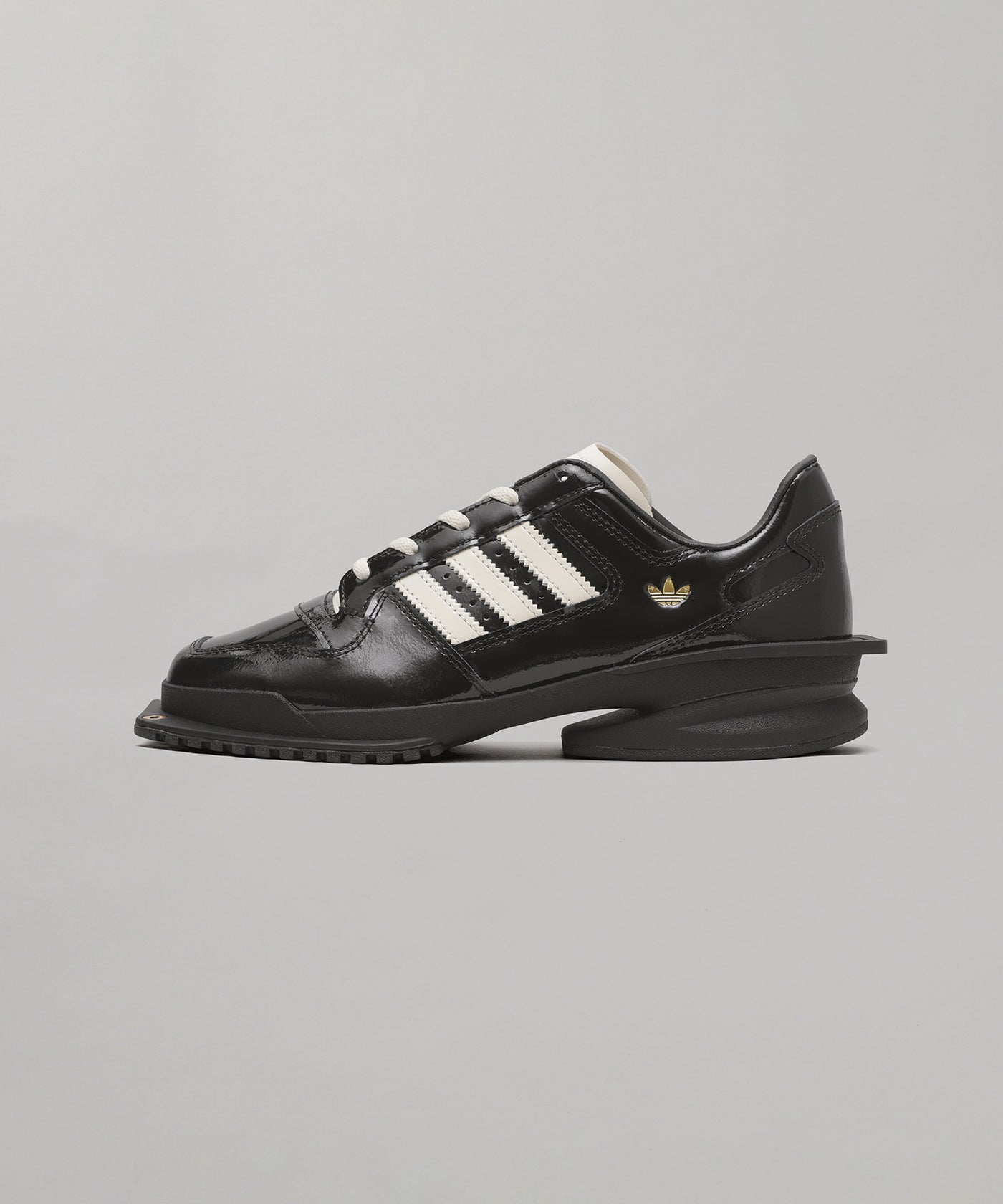 Forum Sq W｜adidas｜Forget-me-nots Online Store