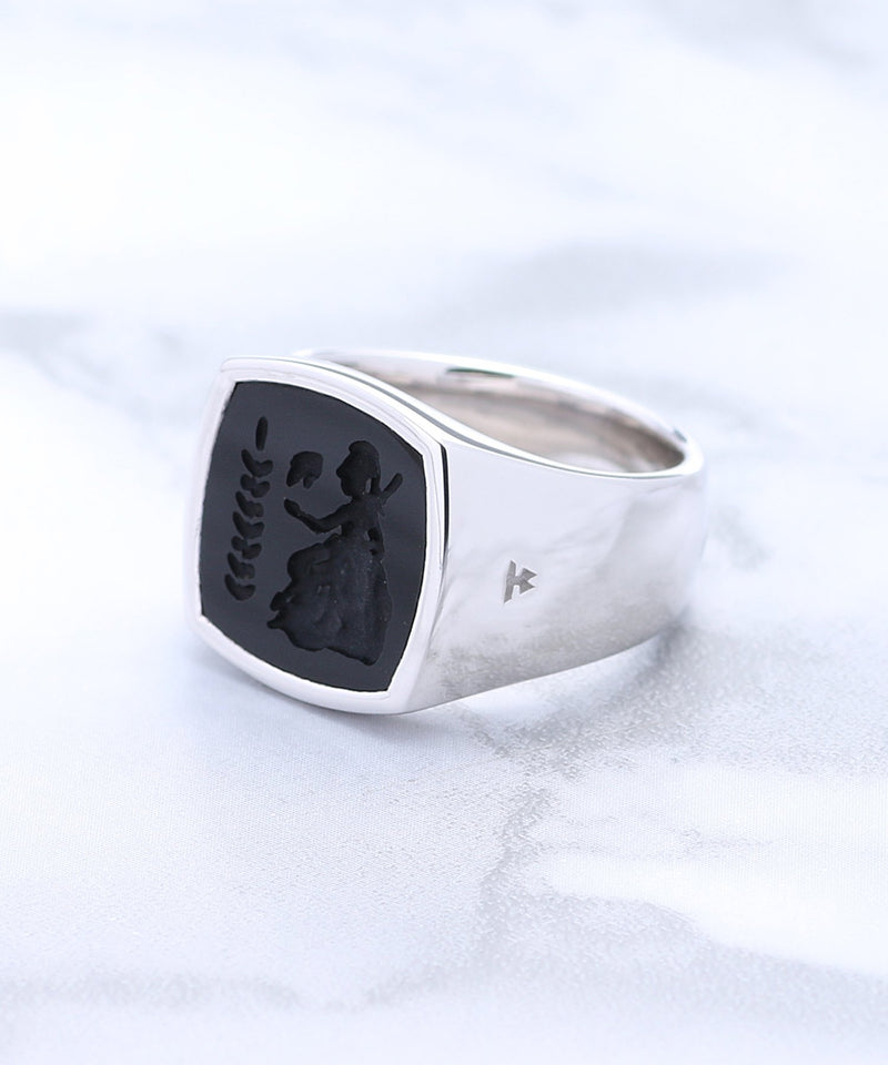 Cushion Clytia Onyx Ring-TOM WOOD-Forget-me-nots Online Store